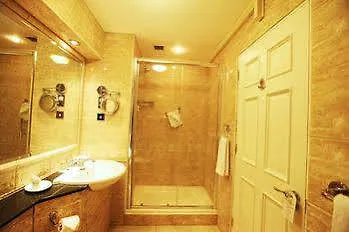 Johnstown House Hotel 4*